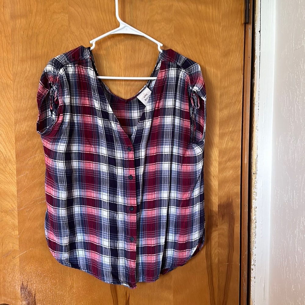 Button up shirt with Tie  sleeves